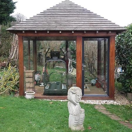 Au Calme Dans Etretat Bed & Breakfast Exterior foto