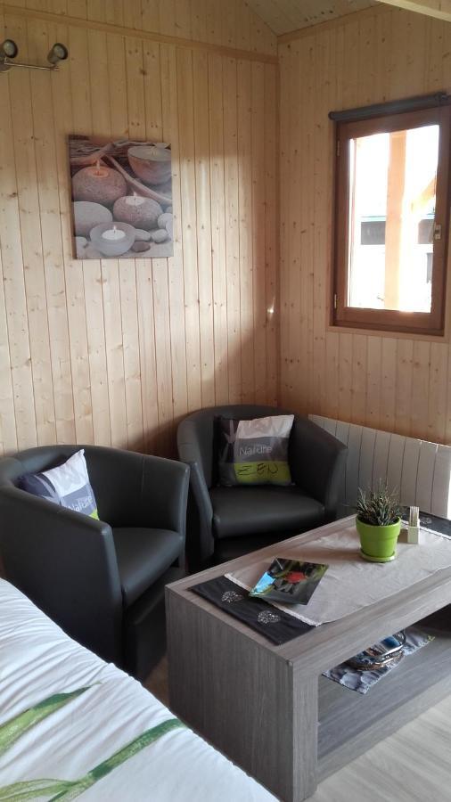 Au Calme Dans Etretat Bed & Breakfast Exterior foto
